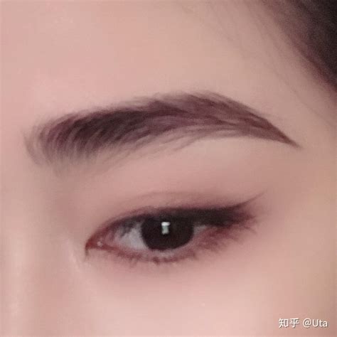 眉毛粗的女人|女人眉毛浓代表什么 眉毛粗的女人面相